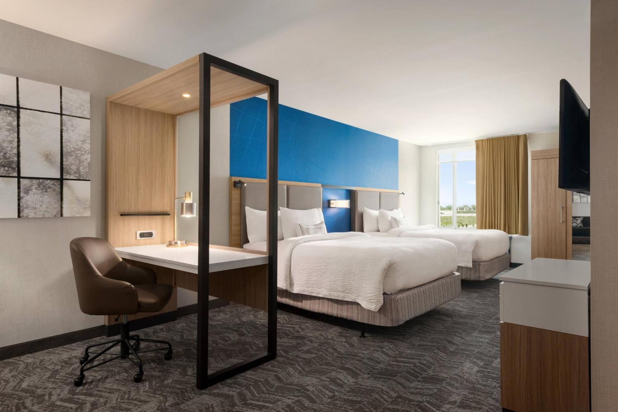 Springhill Suites By Marriott Milwaukee West/Wauwatosa Exterior photo